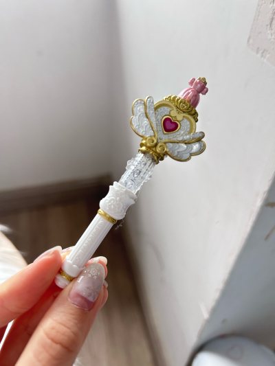 第十九次挖煤体验也很好，图片都是我自己实拍的，非常开心的一次体验，物流很快，二次元周边太戳我了！质感超棒，图案清晰不褪色，钥匙扣小巧可爱，挂包超吸睛，性价比拉满，推荐同好闭眼入～