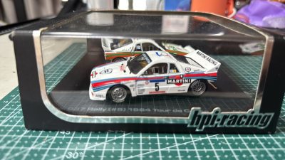 这个车已经停产多年。 一直很喜欢， 找了很久。 挖煤姬拍卖看到。果断拿下。 虽有岁月的痕迹， 但是这样更显的珍贵。 很满意。 