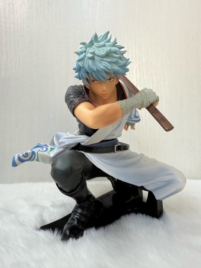 大家好提前过新年，挖煤姬海淘的包裹收到啦。挖煤姬平台海淘太方便了，平台简洁明了，切煤速度也很快，已经淘到很多喜欢的东西了。这次是银魂的手办，使用海运线发回来的，非常好。海淘推荐挖煤姬。