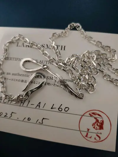 已经买过几次了 东西不错全新 很喜欢。希望能买到更多的好东西，小白才入门的小玩意儿，喜欢挖煤姬好物分享