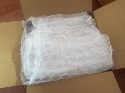 一月初从各网站成功淘到了医生的各类娃，虽然还有几款没有买到。日本那边发货有快有慢，差不多一周左右全部到仓库之后，申请合单，选择了ems回国，因为想在年前收到。ems果然非常快！从日本发出到今天收到应该就花了五天吧，因为在国内还交了税，所以耽误了一些时间。收到的箱子非...