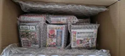 打包可以，东西也没啥大问题，状态不赖。但是本身年代久远，全新未拆也可能有瑕疵，我这个人脸黑，有几个都中奖了……不过这跟平台没关系，整体的购物体验还是可以的，以后会考虑继续在平台内进行购物