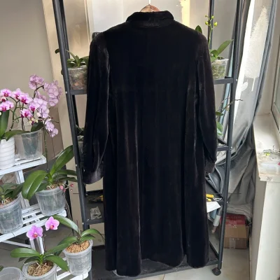 上联：金马送福家门下联：暖瑞气盈庭岁月甜横批：阖家欢乐大家好，从挖煤姬切的貂皮大衣又到了，本次还是选择Ems路线，历时10多天，收到的时候包装完整，衣服状态也很好，底绒厚实，款式经典百搭。挖煤姬是一个日本海淘平台，页面简洁方便，非常适合新人使用。#挖煤姬 #日淘任意...