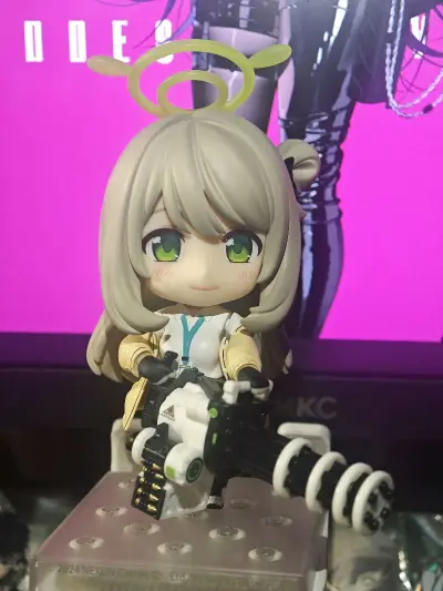 大家好，欢迎收看我的挖煤姬2月好物分享。挖媒姬是一家专注于为海淘者购买的商品提供转运、导购和咨询等服务的综合性平台，一键切换翻译，站点繁多，很适合海淘新手使用。本次购买的粘土人非常好看，配件多的，可玩性高，观赏性又强。从入库到收货只用了一周时间，收到后非常满意，运输...