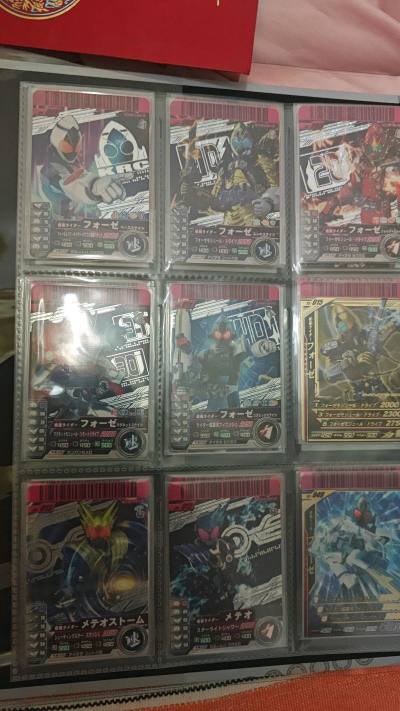 fourze街机卡的收集还在继续，这次在煤炉好价收了老版街机卡的平卡小套，说是平卡，但是也是有一整套的绘图，非常好看