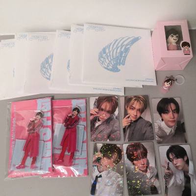 这次刷骏河屋刷到了好价指偶，蹲到了tws好价mini4，也是第一次入手立牌，还有最新的美萌挂件...第一次用竹蜻蜓，感觉还是挺快的，赶在二诊前送到，爽之...