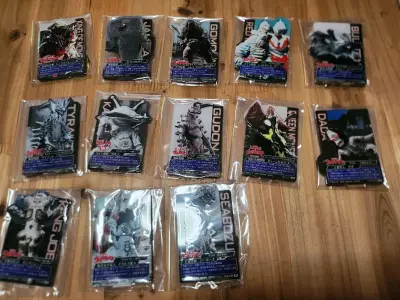 这次购买的是最新的奥特曼一番赏的立牌和冰箱贴，东西打包了一大堆，价格非常好，包装整齐干净，竹蜻蜓的速度比之前快很多，服务非常靠谱。