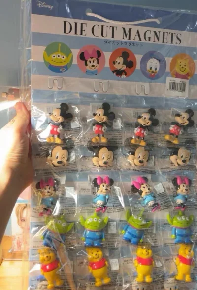 在挖煤姬的购物体验，就像收集到了一套完整的迪士尼冰箱贴，每一次都充满期待与惊喜！包装一如既往地扎实可靠，厚厚的泡泡纸将每件宝贝都呵护得完好无损。物流速度超乎想象，下单后很快就能收到这份跨越千里的心意。平台服务细致周到，让人倍感信赖，绝对是海外淘物的不二之选，会一直支...