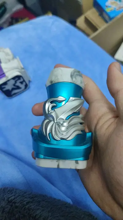 这家的拍卖清仓我是第二次参加了，东西依旧塞的满满的，量大管饱腰带真多，感谢挖煤姬这个平台，让我能捡漏这么多好价