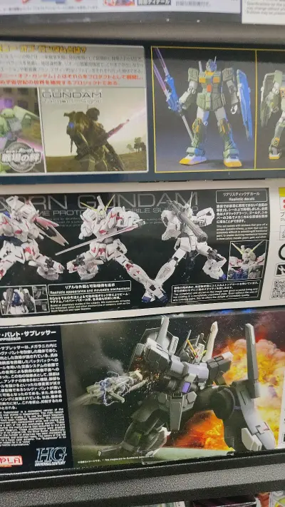 高达和frs一直作为胶佬的喜爱，其带来的体验非常之棒，也是在挖煤姬买到了好价高达与frs，终于可以开拼了