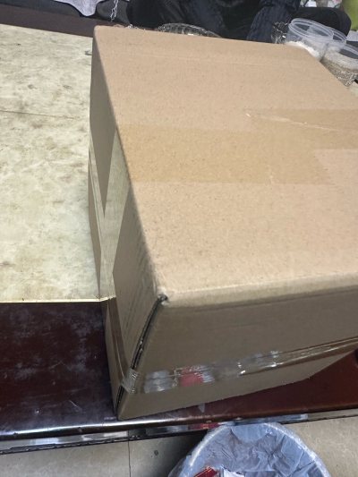 已经不知道是多少次用这个平台切周边了。这次切了几张专辑，玩完这几部游戏就赶紧来挖煤姬看有没有cd了哈哈，霓虹那边价格很划算，一两百甚至几十块钱就能拿下国内三四百的东西。物流选的是竹蜻蜓，也是十几天就到了，速度可以说很快，而且这些东西是包税的，可以说是非常划算。包装也...