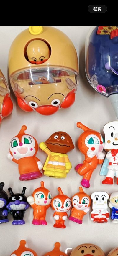 在挖煤姬淘日货超省心！中文界面、一键粘贴链接即可下单，一站式对接煤炉、骏河屋等渠道。合单省运费，包装扎实、物流透明，客服响应快。准秤称重多退少不补，积分抵扣运费，性价比拉满，中古周边品相稳定，新手也能轻松海淘。