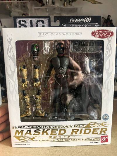 这次分享的是挖煤姬上买到两套sic假面骑士，分别是旧一号和zo德拉斯套装 非常有细节有分量！挖煤姬使用方便，快递打包给力，会继续支持挖煤姬！