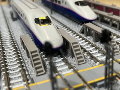 这次在雅虎拍卖上买到了国内crh2a的原型车，jr东的e2系 1000番台，卖家虽然没有包装，但车子的成色完全可以接受，目前货号的存量极少，非常满意多这次购物