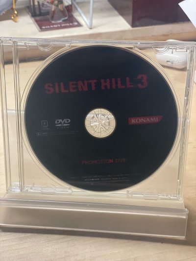 这单只有一张盘，所以用了竹蜻蜓Plus，大概两周左右的时间就到手了。收到的是寂静岭3日版promo，这个版本太稀有了，也是通过雅虎日拍才入的，fans值得收藏