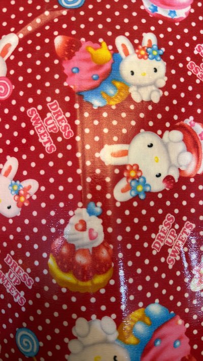 这次收到了巨好看的snoopy的布料 真的太惊喜了，老布的魅力真的好大呀，太喜欢了。开心的不行，好看好看