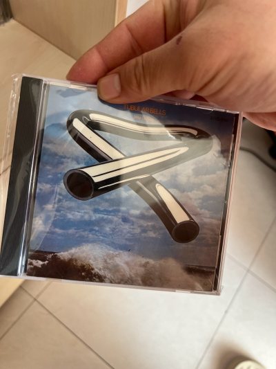 使用挖煤姬平台已经有二年多了 买到了好多自己喜欢的商品 现在售出能提供的链接网站特别丰富多样 连日本最大的二手交易商家河骏屋都能找的到 在那里买东西一般满1500就可以日本国内包邮 这样有能省下不少邮费了 非常满意感谢平台