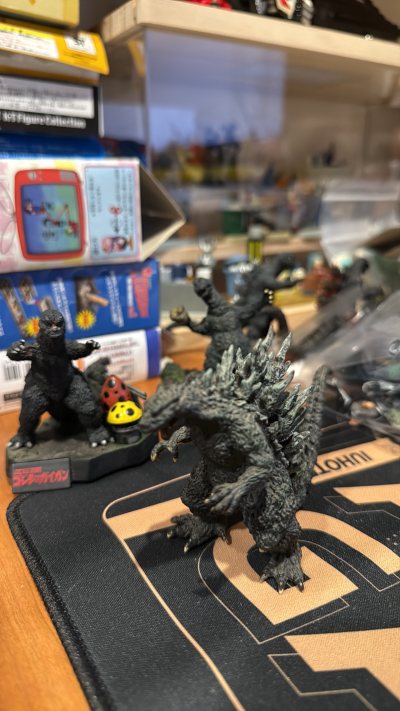 冲动下单了。价格非常好，但其实我也有差不多的款了。东西都是好东西。下次还是得三思啊。物流很快。包装很好。