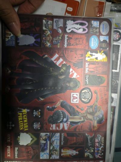 在挖煤姬买的贴纸特别满意，实物和描述的一样，图案清晰颜色也正。打包很用心，贴纸一点折痕都没有，保护得特别好。下单流程简单，物流也比预想的快，全程能查到进度。体验很好，性价比也高，以后还会在这买贴纸！