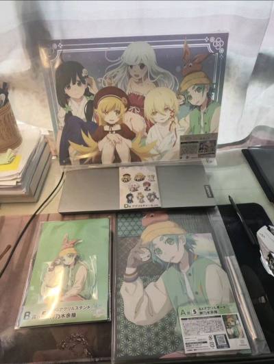 国内比较少见的立牌周边，很容易在煤炉就找到了。并且价格合适，算上邮费性价比也很高。这次的竹蜻蜓专线，审核和发货速度都很快，打包也很良好，开心.