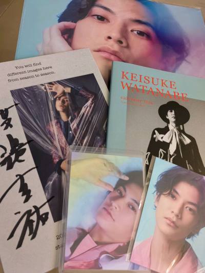 在挖煤姬买了很多次啦，总能淘到国内没有的日星周边和生写，签名台历也很划算，又帮朋友买到了喜欢的好价DVD，合单之后运费也很合适，以后还会继续使用挖煤姬～