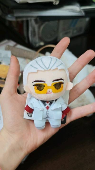 太美味了吃吃吃，速度特别快啊！刚好赶上停运前了，如此貌美——包装特别好，小宝都无损无伤，购买超级愉快www