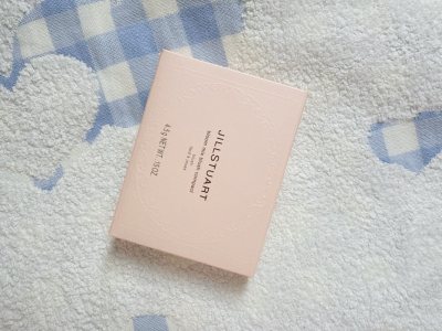 YEAH 春节之前丝滑过关 是谁收到了心心念念的中古款 是我 猫了很久的色号 圣诞的蝴蝶结包包太美丽了 直接囤了3只 