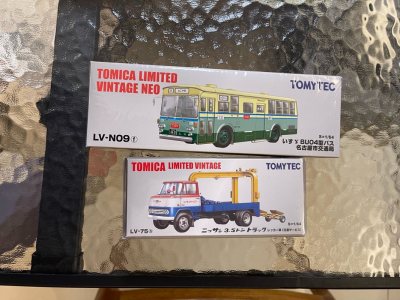 已经是第二次使用了，还是最钟意的多美卡限量小车，性价比无与伦比，运输也很快，包装也很专业。还有很多优惠卷，值！超值！