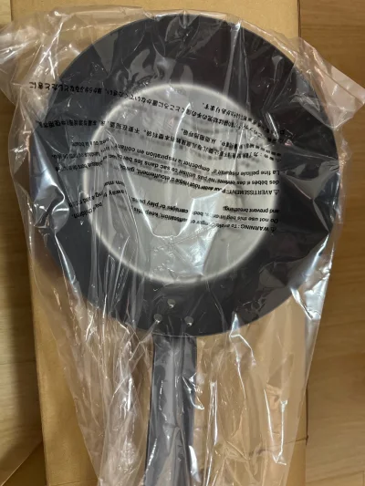 这个锅是早年间出的铁锅，原本有一个，但是没有维护好，后期上锈不想处理就扔掉了，寻觅间又买到了一个，感谢挖煤姬