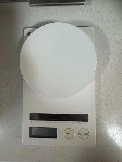 买任何东西我的标准第一个是要好看，这个就完美的符合我的要求，主要是居然只要30块！简直是超级无敌好价格！上面的盖子可以翻转非常好玩