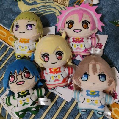 日淘海运终于收到啦~刚好是30天拿到哈哈哈比预想的要快，因为有一些比较重的设定集漫画小说这种书籍，选择了海运比较划算，切煤体验很丝滑，尝试了拍卖功能也很顺利，还切了超多小东西在路上期待呀~



