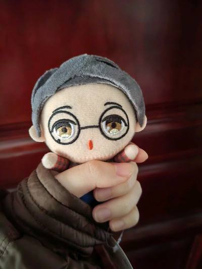 小龍的语音玩偶实在太可爱啦，小小一个带出去也非常方便ヘ(￣ω￣ヘ) 野崎桑的立牌超级帅气，想要这个立牌很久了！终于给我切到了好价(ㅇㅅㅇ❀)大感谢


