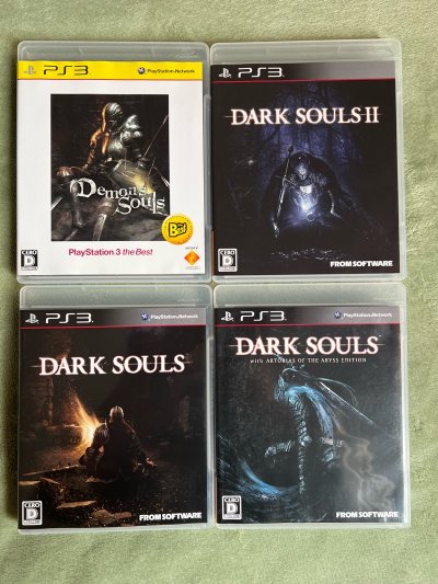 太漂亮了 在众多商品里被我找到的老古董
老魂全家福 爱了爱了 成色居然还这么好 太满意了
感谢挖煤姬带来如此良好的购物体验