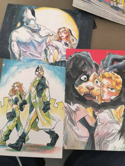 物流还挺快的，收到手胶带也粘的很结实，打开里面满满的都是泡沫纸，东西没有任何损坏，而且包的特别好。下次还会选择挖煤姬。