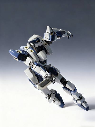 虽然是年代比较老的模型了，但是可动设计还是很强大的。得益于机设简单，加上转轮关节的使用，大部分时候掰起来基本上没有什么干涉。配件也很多，钩爪连接绳甚至是真的绳子而不是造型件，很有趣。