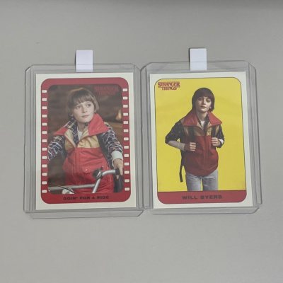 这套怪奇物语卡片挺让人惊喜的。卡面印刷很清晰，角色和场景选得都很有代表性，拿在手里质感不错。一边整理一边能回想起剧里的经典时刻，作为一个小收藏很有意义。适合像我一样喜欢这部剧的普通粉丝。