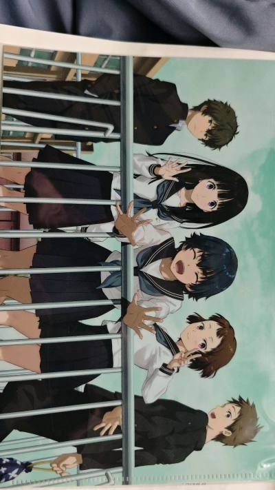 在app用超低价就买到了冰菓的文件夹，就算价格便宜，app和商家也会用心的包装起来，防止运输过程中损坏，这份责任心真是太棒了


