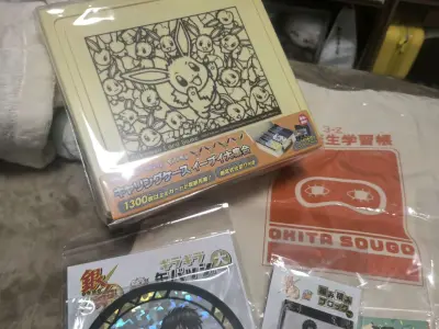 购物分享，一共六件都在图里了。都是官方合作网站买的，没有什么破损的，也都到了。(´-﹏-`；)期待还有下次的合作吧？


