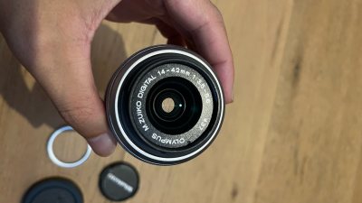 物品成色大致和卖家描述相仿，功能都正常，性价比还是可以，海运时间差不多1个月，选海运的要耐心等一等。有心仪的物品再下单