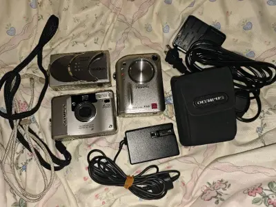 这是我的第2次用挖煤姬海淘呀！这次依然淘的是ccd。
一共三台，分别是富士f601、美能达g400和奥林巴斯izoom2000。三台机子的成色都非常新呀！超级完美！
这次依旧走的海运，哈哈哈主要是便宜！这次还用了积分减运费，国际运费成功从100多减到了59哈哈哈哈！...这是我的第2次用挖煤姬海淘呀！这次依然淘的是ccd。
一共三台，分别是富士f601、美能达g400和奥林巴斯izoom2000。三台机子的成色都非常新呀！超级完美！
这次依旧走的海运，哈哈哈主要是便宜！这次还用了积分减运费，国际运费成功从