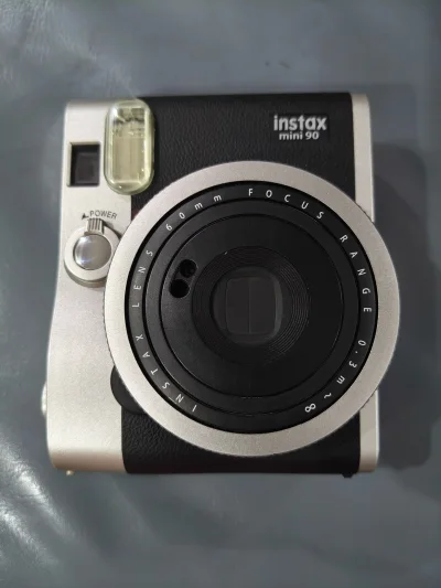 第一次用日淘app购买拍立得 挖煤姬页面挺简单的 还有翻译 就是希望留言功能可以更完善一些 不要限制 可以自主留言以及编辑 其他的很好很推荐