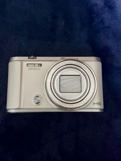 用上了大额优惠券和积分后，买入这台卡西欧ccd真的特别便宜！整个购物过程体验感都很好，搜索方便，付款简单，发货规则清晰明确，物流速度也很快，还会再使用挖煤姬的