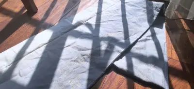 上联：跨海“挖煤”寻宝藏
下联：穿云入“门”纳祥福
横批：日淘如意
第一次尝试丢件，发现这个功能太方便了，把我不喜欢的附带产物都去掉了，大大降低了我的运费成本～，走海运也很快，包装非常好，没有出现进水等情况～总体来说是一次非常愉快的购物，下次还买。