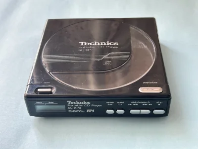 海淘两台机器回来，一台松下xp3随身听，另外一台是索尼d250随身听，这机器比较少，一次愉快的海淘经验