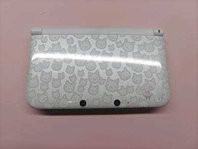 很喜欢这款猫咪的3ds，外观很精致。这次使用了平台的还价功能，虽然还价失败了，但是订阅了卖家的降价信息，能及时收到降价通知，最终以比较好的价格入手了。挖煤姬购物真的很方便！