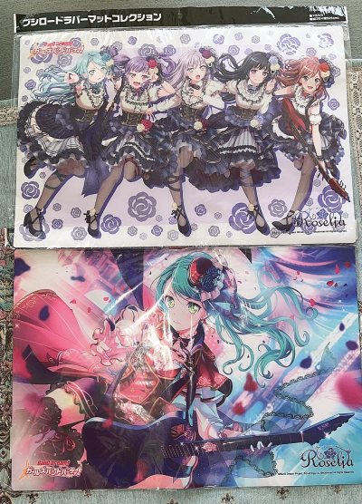 除了卖家拖了一周才给我发货以外，其他都很好，三个垫子分开包装但是最后合单在一个快递里面，有泡沫袋保护也没有暴力装垫子