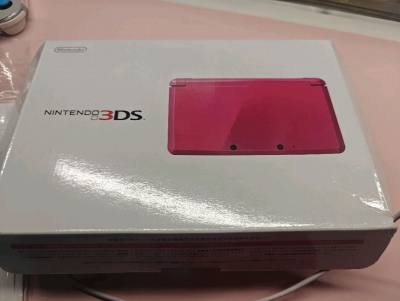 这次使用挖煤姬买了一台颜色很鲜艳的3ds。下单以后秒代购。购买了拍照服务，拍的照片很清晰。商品收到无任何问题，速度也很快，包装非常好！