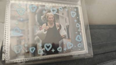 哥酱的生命力！紧急想要的谷子选了空运，果然没让人失望！发货后几天就到手了，物流信息更新得很及时。对于急需回血的吃谷人来说，这个时效真的没得挑，五星好评！