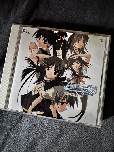 没有任何破损，而且这次时效挺快的，cd的话还是竹蜻蜓比较合适，打包的很用心，全都塞满了泡沫纸，终于收到了喜欢的碟


