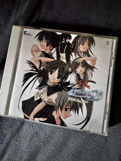 没有任何破损，而且这次时效挺快的，cd的话还是竹蜻蜓比较合适，打包的很用心，全都塞满了泡沫纸，终于收到了喜欢的碟


